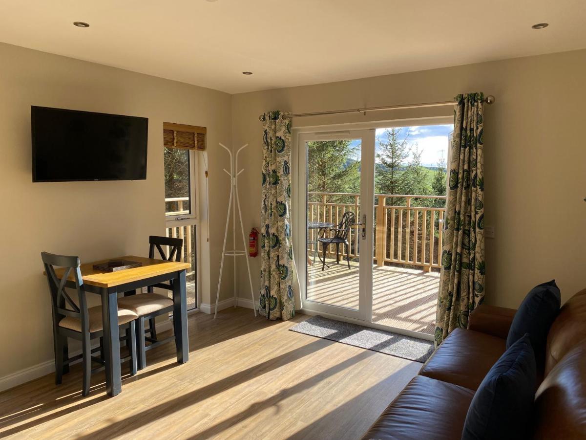 Acorn Lodge With Hot Tub Купар Экстерьер фото